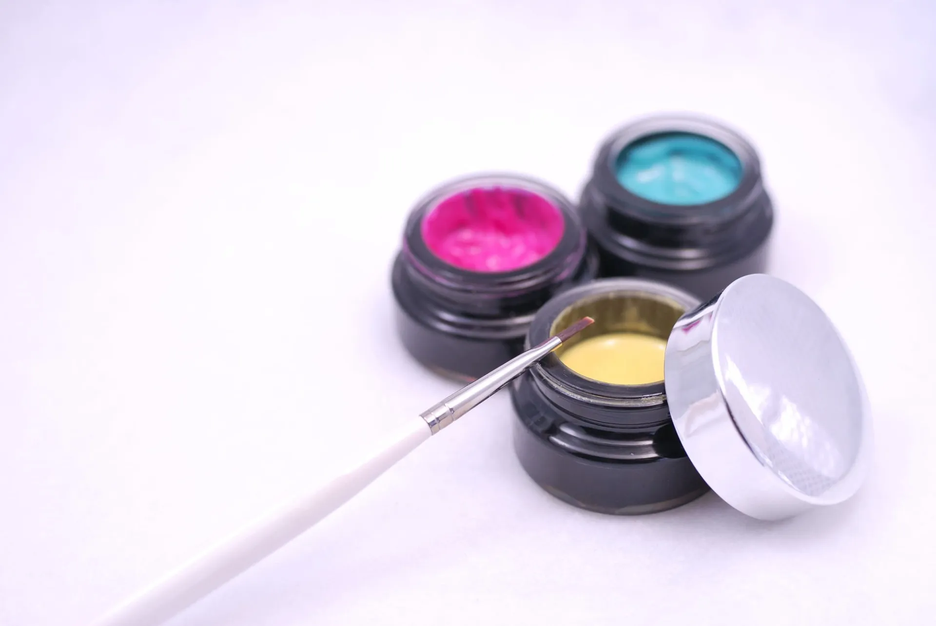 よく見られる手元を徹底的にケア